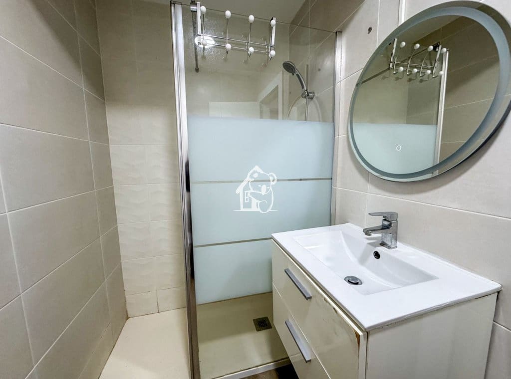 2 soveværelse Lejlighed til leje i Torrevieja - € 950 (Ref: 9465092)