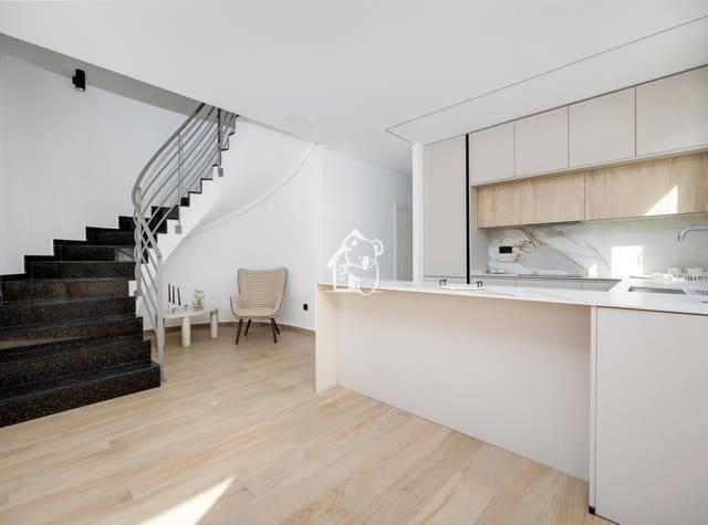 3 chambre Villa/Maison à vendre à Aguas Nuevas, Torrevieja avec piscine - 598 000 € (Ref: 9467908)