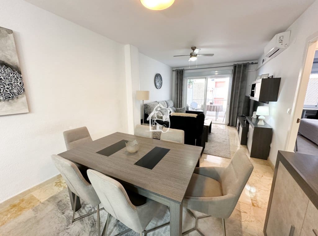 Appartement de 3 chambres à louer à Torrevieja - 1 300 € (Ref: 9467909)