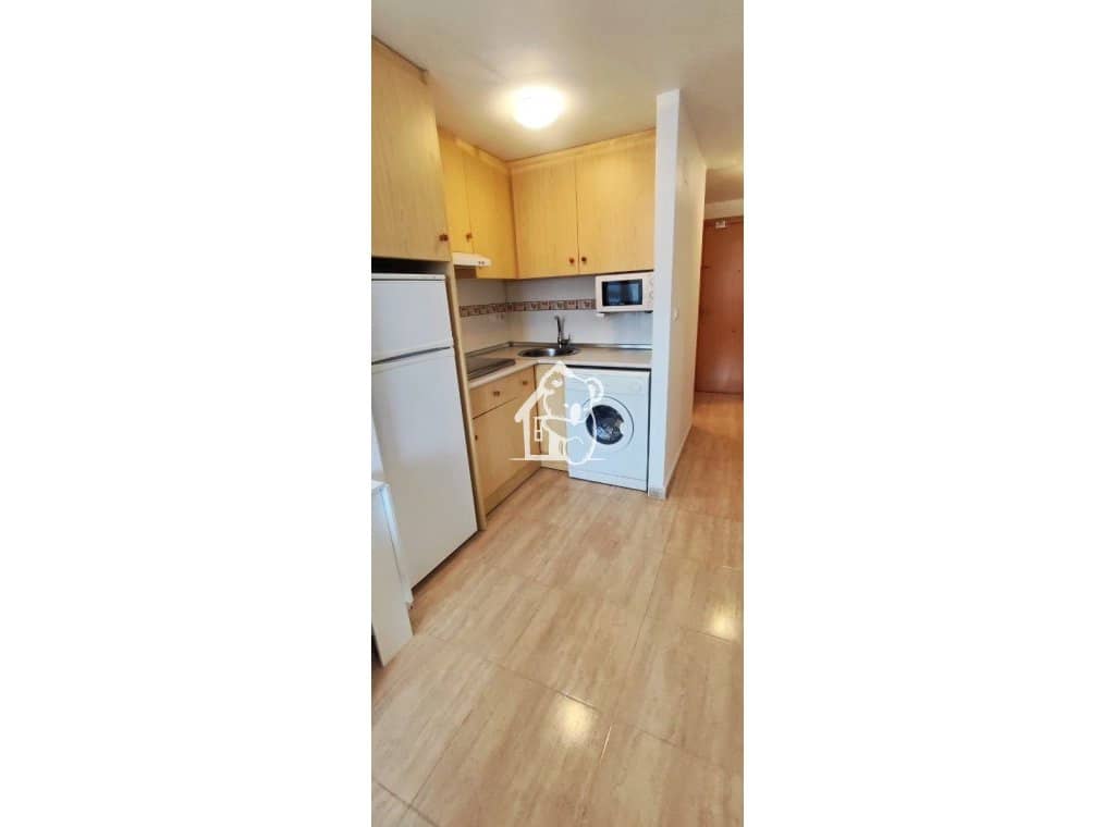 1 quarto Apartamento para arrendar em Torrevieja com piscina garagem - 790 € (Ref: 9470160)