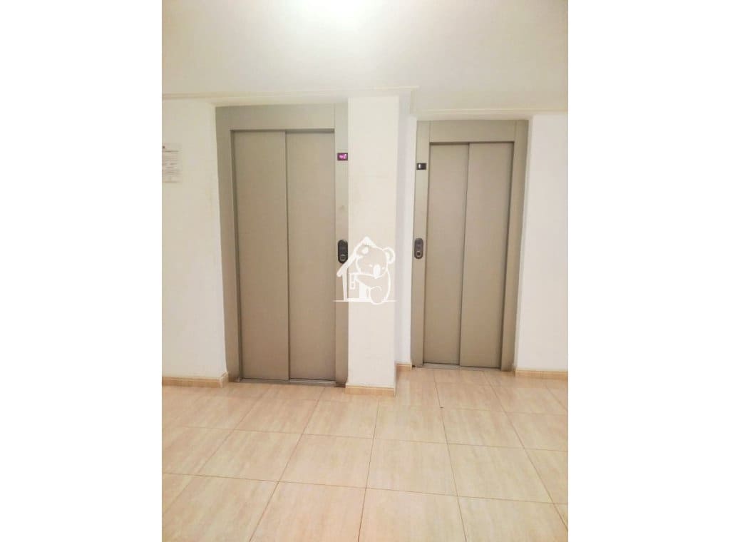 1 quarto Apartamento para arrendar em Torrevieja com piscina garagem - 790 € (Ref: 9470160)