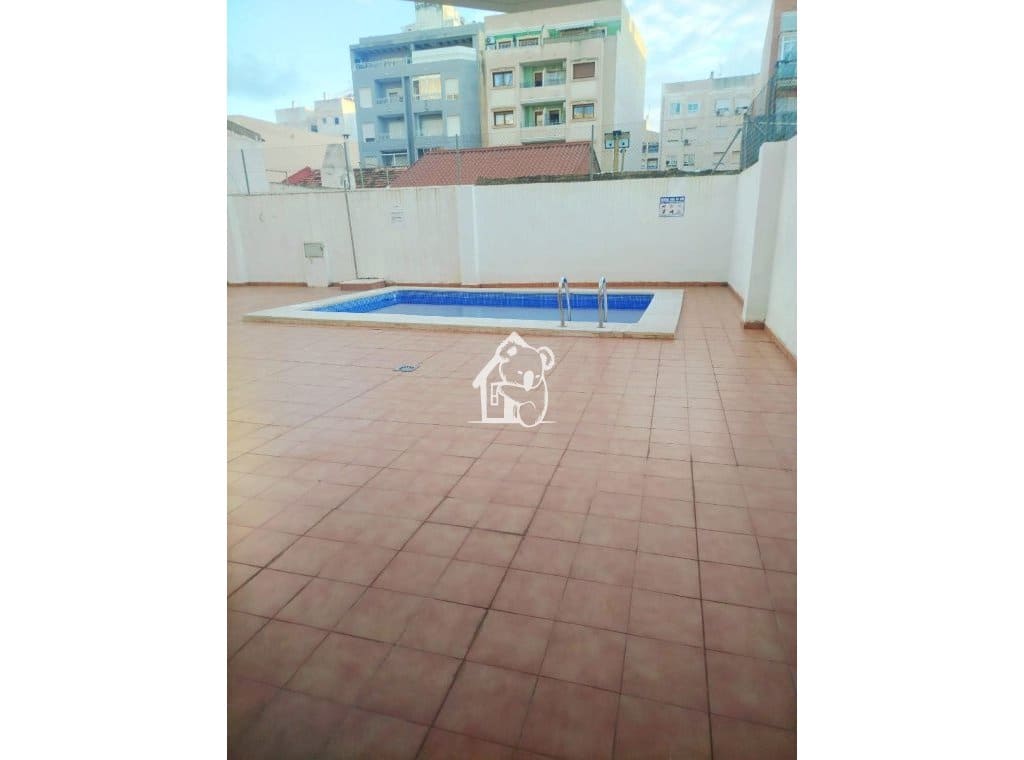 1 quarto Apartamento para arrendar em Torrevieja com piscina garagem - 790 € (Ref: 9470160)