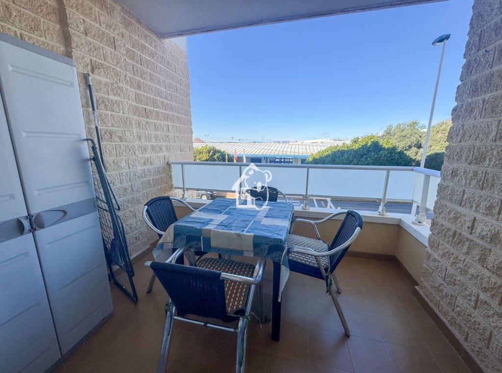 2 bedroom Apartment for rent in Torrevieja with pool garage - € 750 (Ref: 9471830)