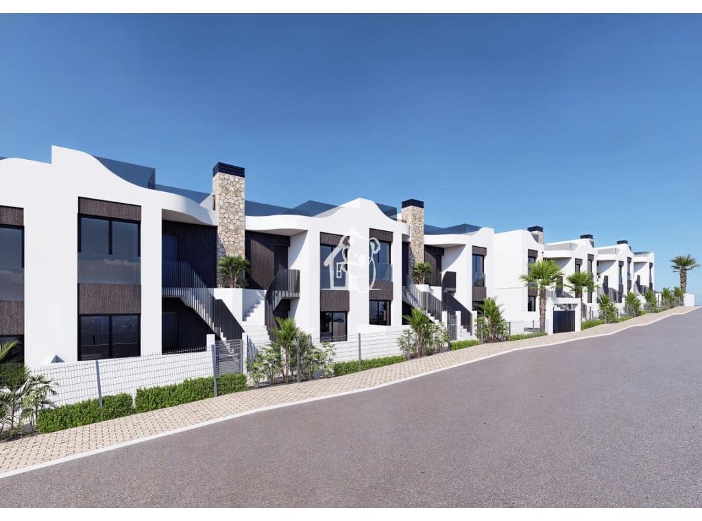 2 bedroom Bungalow for sale in San Miguel de Salinas with pool - € 250,000 (Ref: 9480818)