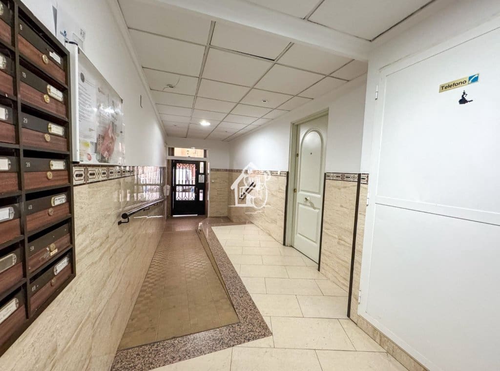 2 soverom Leilighet til salgs i Torrevieja med svømmebasseng - € 140 000 (Ref: 9480819)