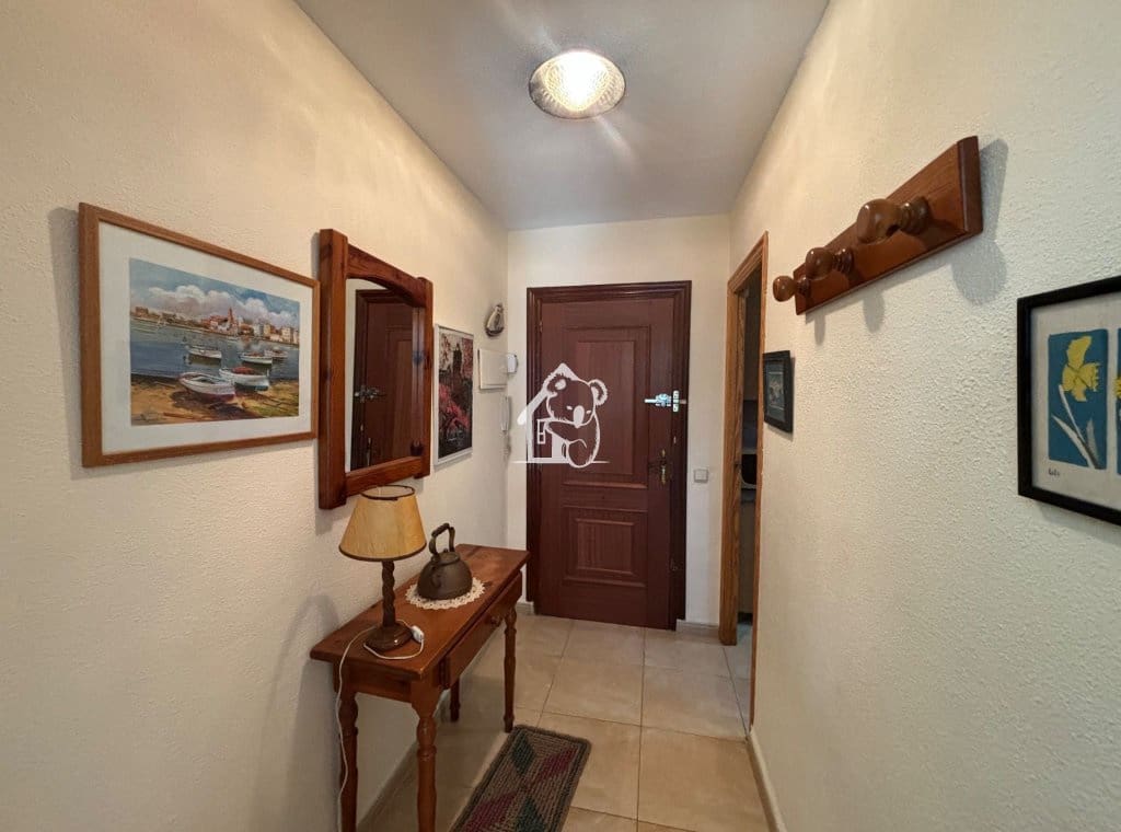 2 bedroom Apartment for rent in Punta Prima with pool garage - € 850 (Ref: 9485058)