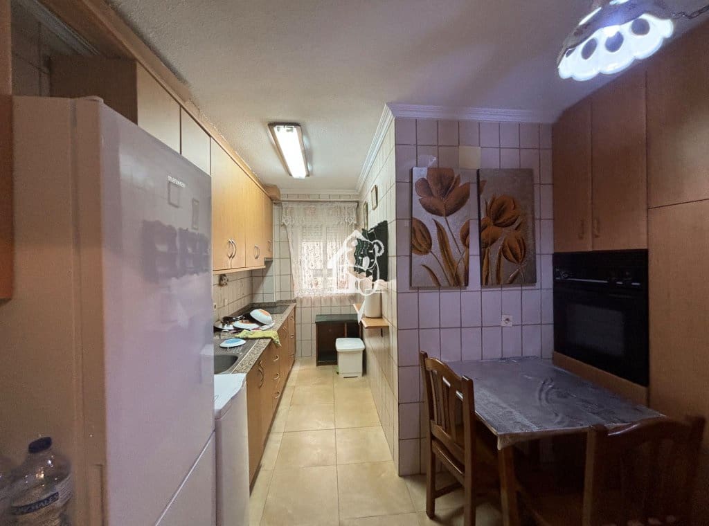 2 bedroom Apartment for rent in Punta Prima with pool garage - € 850 (Ref: 9485058)