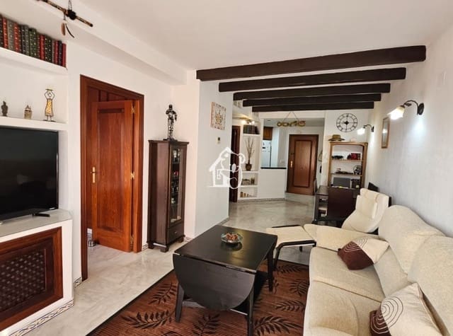 2 bedroom Beach Apartment for rent in Los Frutales, Torrevieja with pool - € 950 (Ref: 9485498)