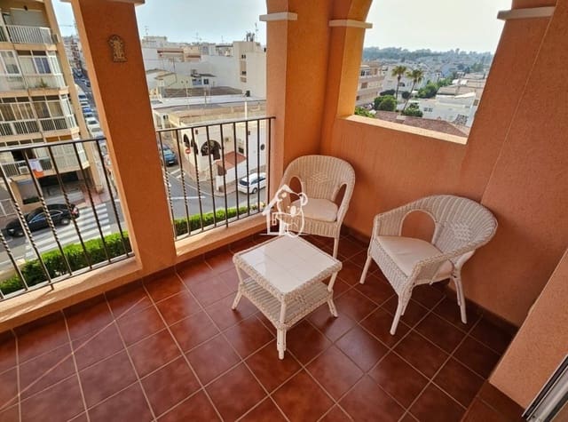 2 bedroom Beach Apartment for rent in Los Frutales, Torrevieja with pool - € 950 (Ref: 9485498)