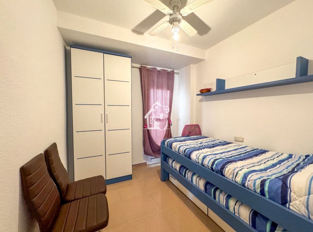 2 sypialnia Apartament przy plaży do wynajęcia w Torrevieja - 750 € (Ref: 9490980)