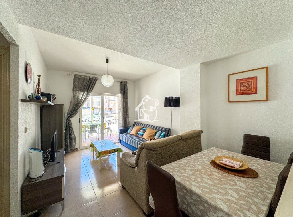 2 sypialnia Apartament przy plaży do wynajęcia w Torrevieja - 750 € (Ref: 9490980)