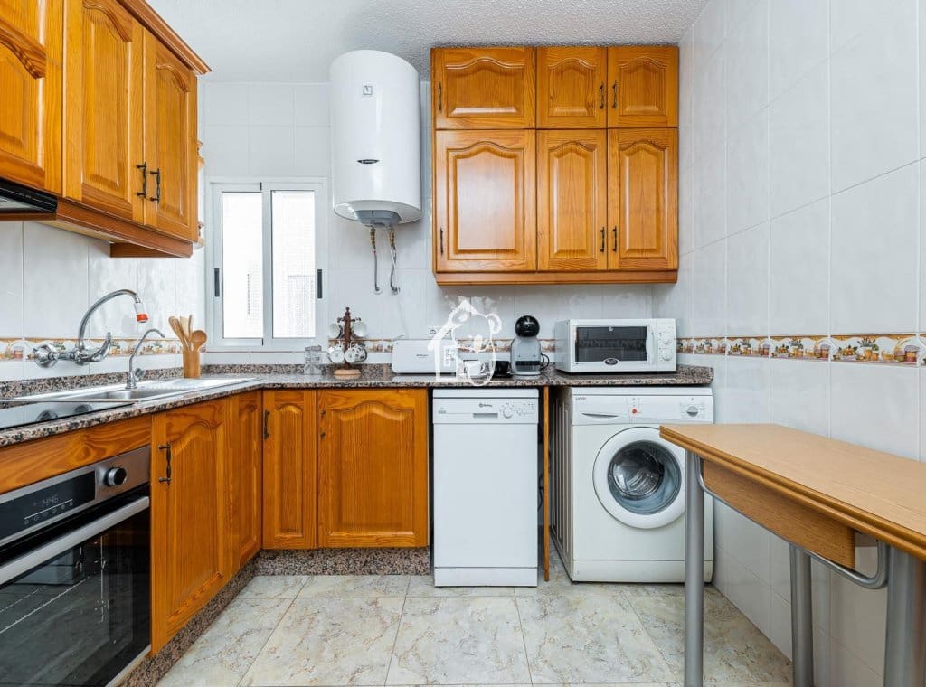 Chalet de 5 habitaciones en La Mata en alquiler - 1.300 € (Ref: 9494101)