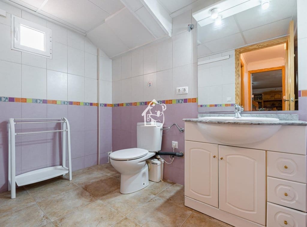 Chalet de 5 habitaciones en La Mata en alquiler - 1.300 € (Ref: 9494101)