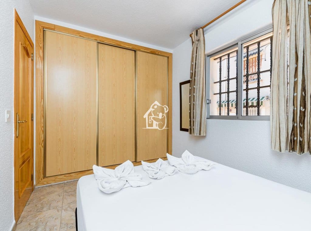 Chalet de 5 habitaciones en La Mata en alquiler - 1.300 € (Ref: 9494101)