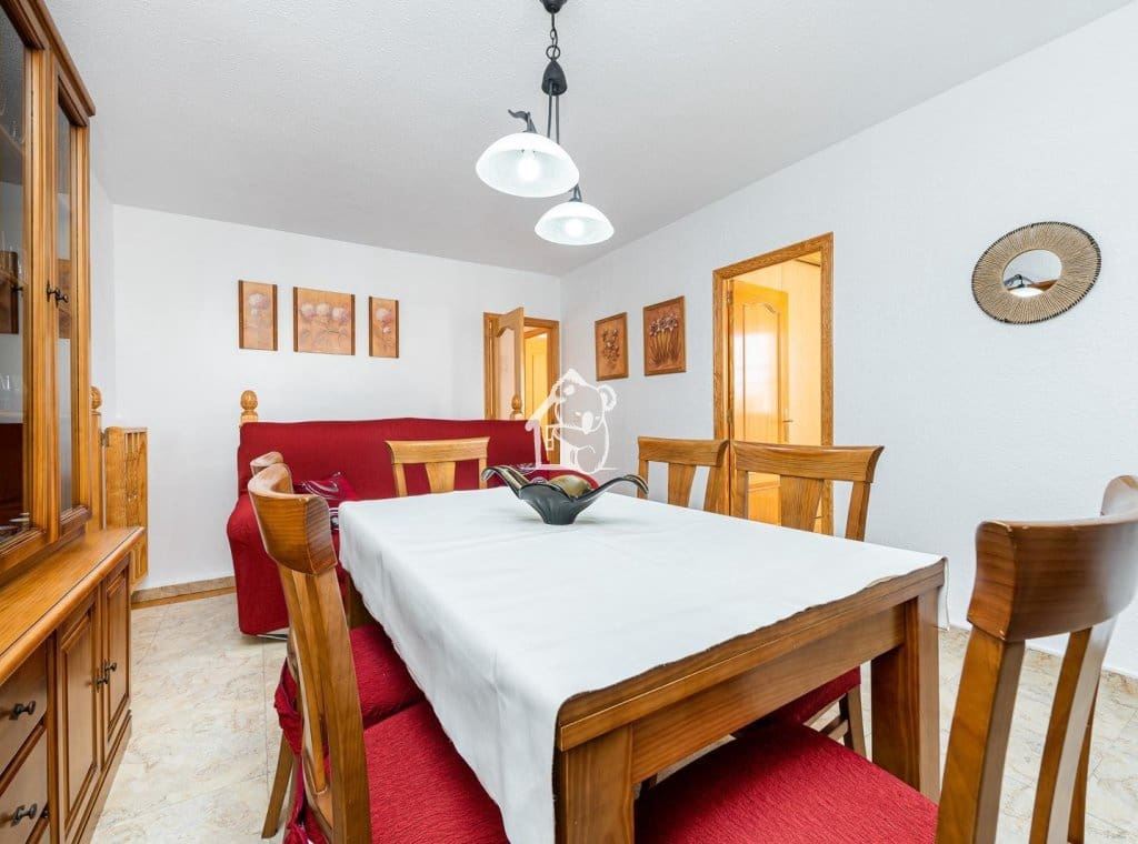 Chalet de 5 habitaciones en La Mata en alquiler - 1.300 € (Ref: 9494101)