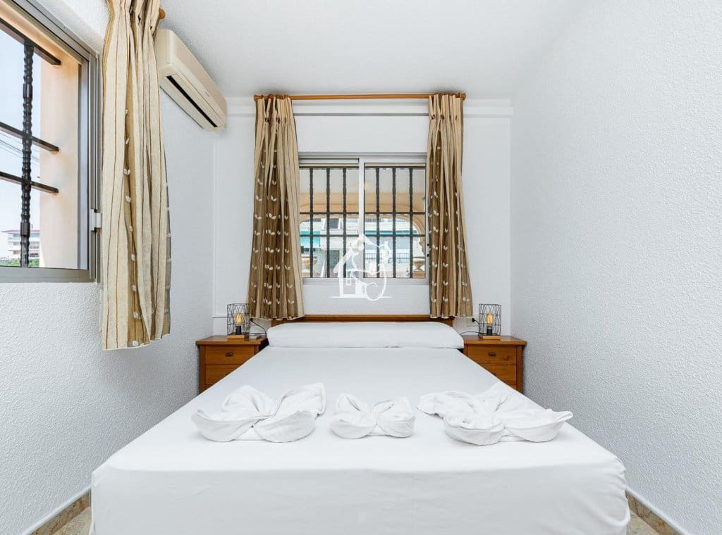 Chalet de 5 habitaciones en La Mata en alquiler - 1.300 € (Ref: 9494101)