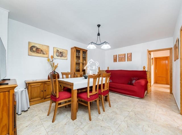 Chalet de 5 habitaciones en Los Europeos, Torrevieja en alquiler - 1.300 € (Ref: 9494101)