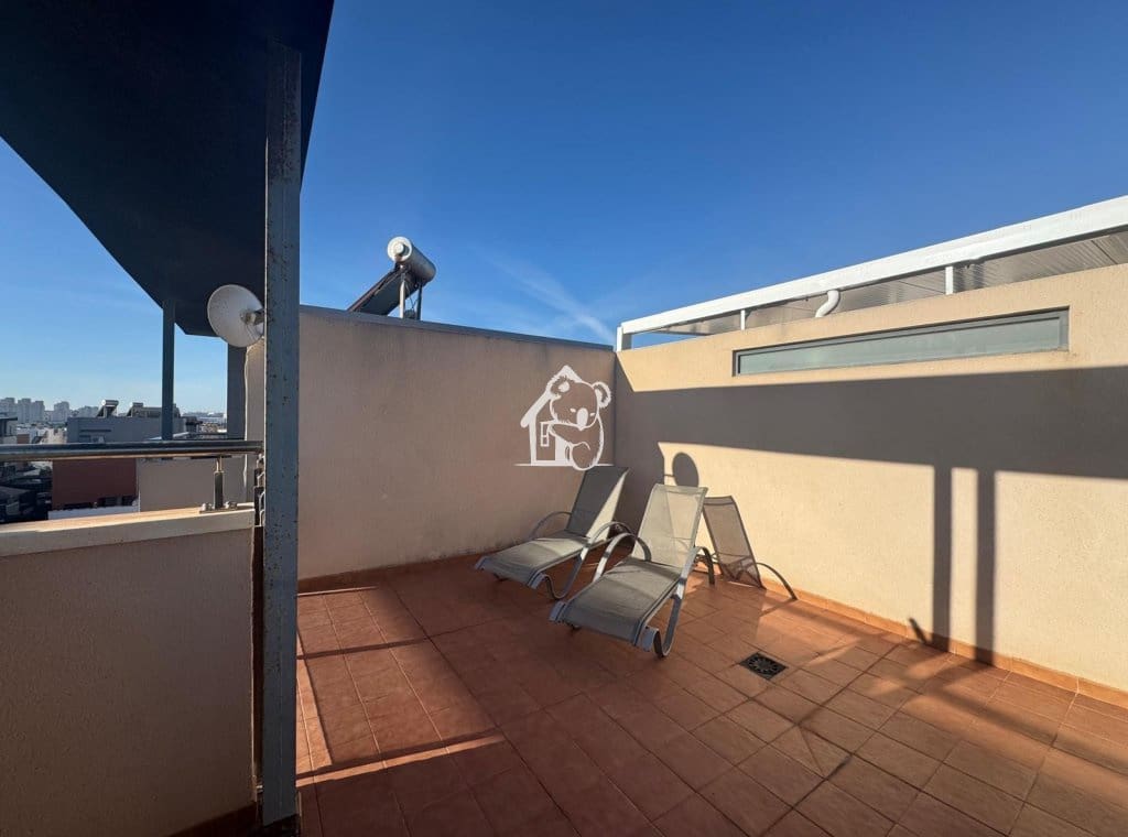 3 makuuhuone Omakotitalo vuokrattavana paikassa Torrevieja mukana uima-altaan - 1 000 € (Ref: 9494103)