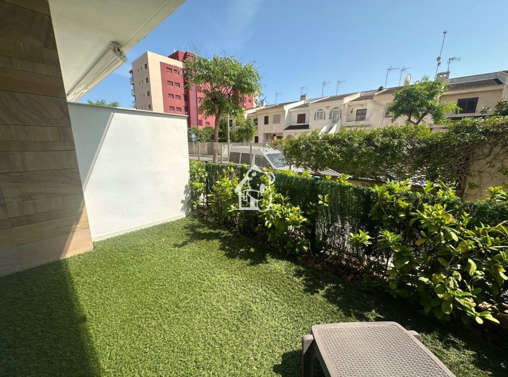 2 sypialnia Apartament przy plaży na sprzedaż w Pilar de la Horadada z basenem garażem - 390 000 € (Ref: 9494104)