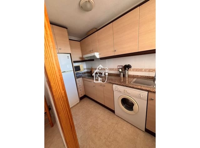 2 soveværelse Lejlighed til leje i Nueva Torrevieja, Torrevieja med swimmingpool garage - € 800 (Ref: 9496708)