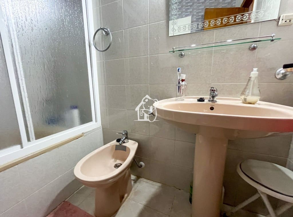 Bungalow de 3 habitaciones en Orihuela en alquiler con piscina - 750 € (Ref: 9500951)