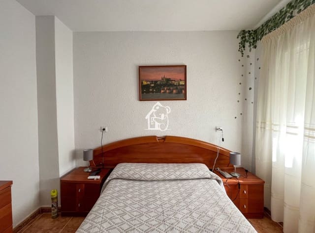 Bungalow de 3 habitaciones en La Florida, Orihuela en alquiler con piscina - 750 € (Ref: 9500951)