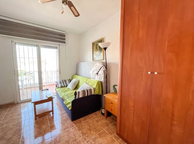 Bungalow de 3 habitaciones en La Florida, Orihuela en alquiler con piscina - 750 € (Ref: 9500951)