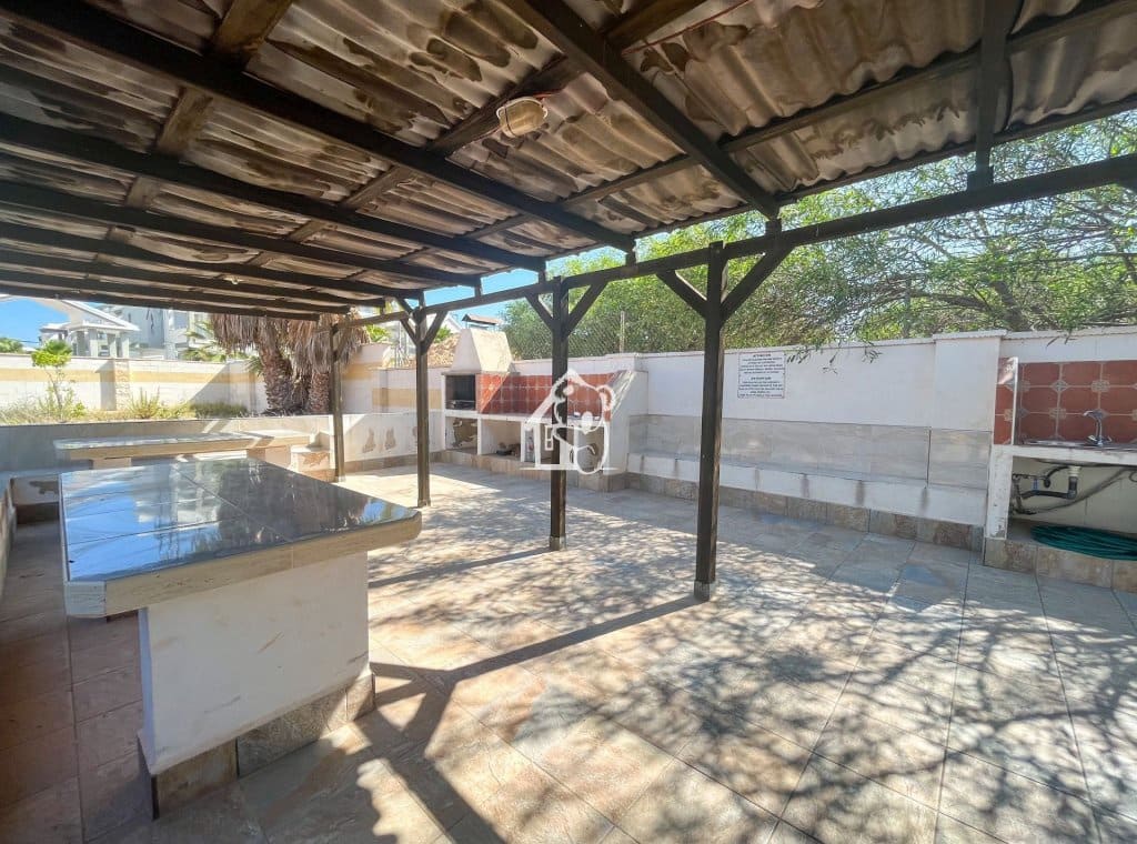 Bungalow de 3 habitaciones en Orihuela en alquiler con piscina - 750 € (Ref: 9500951)