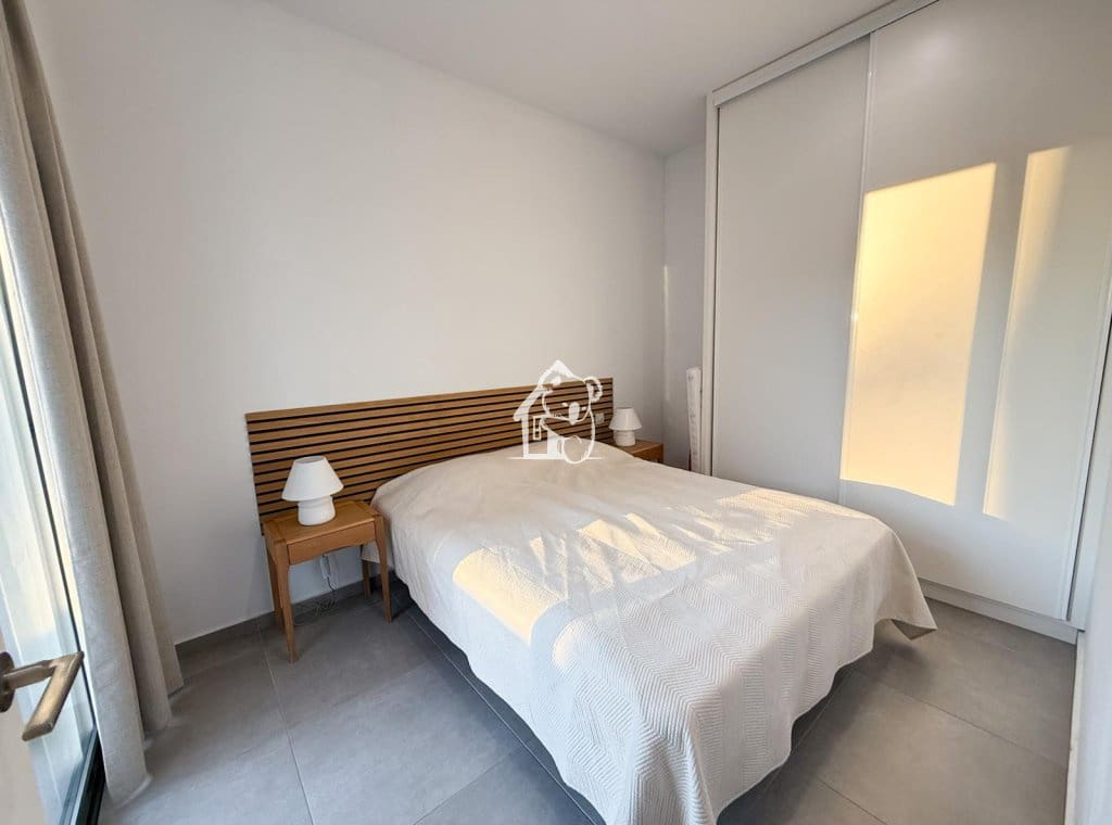 3 makuuhuone Huvila vuokrattavana paikassa La Marina mukana uima-altaan - 2 500 € (Ref: 9508042)