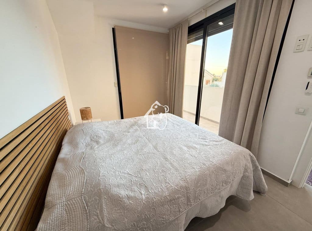 3 makuuhuone Huvila vuokrattavana paikassa La Marina mukana uima-altaan - 2 500 € (Ref: 9508042)