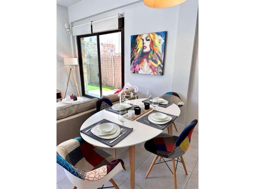 Villa/Maison de 2 chambres à louer à Los Dolses avec piscine garage - 2 300 € (Ref: 9508044)