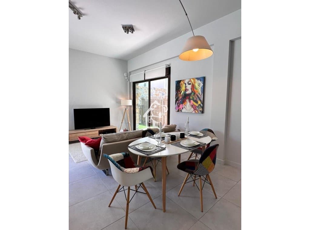 Villa/Maison de 2 chambres à louer à Los Dolses avec piscine garage - 2 300 € (Ref: 9508044)