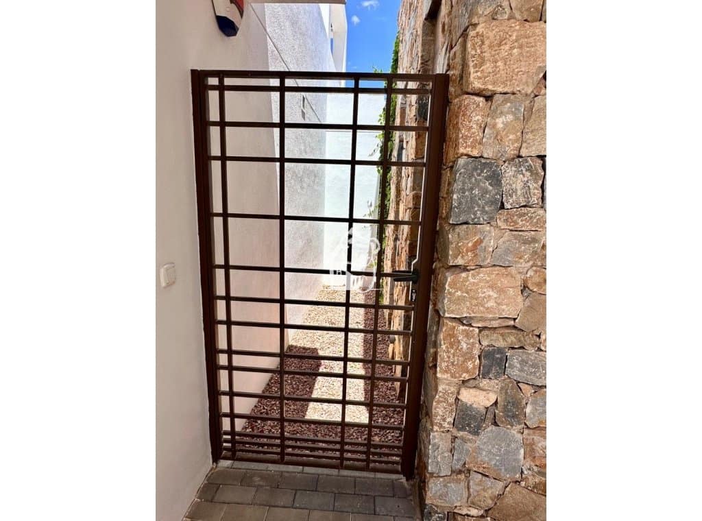 Villa/Maison de 2 chambres à louer à Los Dolses avec piscine garage - 2 300 € (Ref: 9508044)