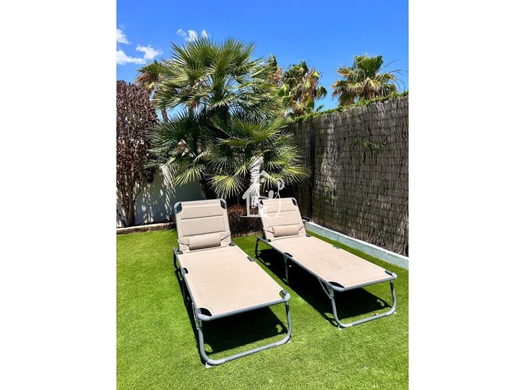 Villa/Maison de 2 chambres à louer à Los Dolses avec piscine garage - 2 300 € (Ref: 9508044)