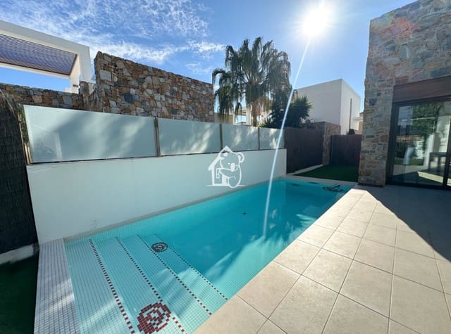 2 bedroom Villa for rent in Los Dolses, Orihuela with pool garage - € 2,300 (Ref: 9508044)