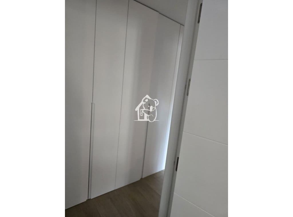 3 slaapkamer Appartement te huur in Guardamar del Segura met zwembad - € 1.100 (Ref: 9508046)