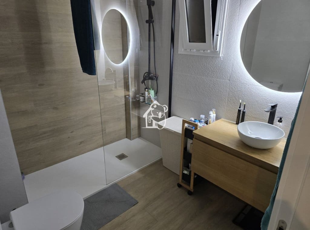 3 slaapkamer Appartement te huur in Guardamar del Segura met zwembad - € 1.100 (Ref: 9508046)