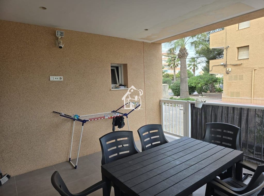 3 slaapkamer Appartement te huur in Guardamar del Segura met zwembad - € 1.100 (Ref: 9508046)