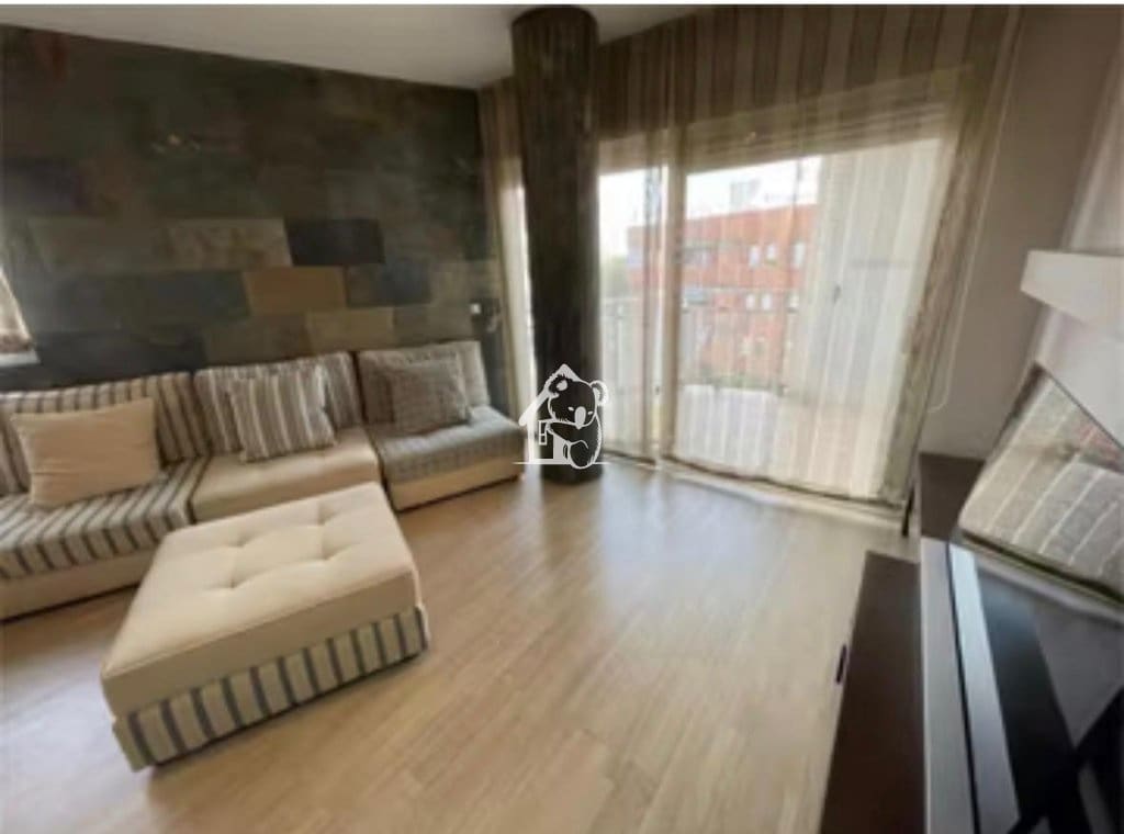3 bedroom Penthouse for rent in Almoradi with garage - € 900 (Ref: 9511468)