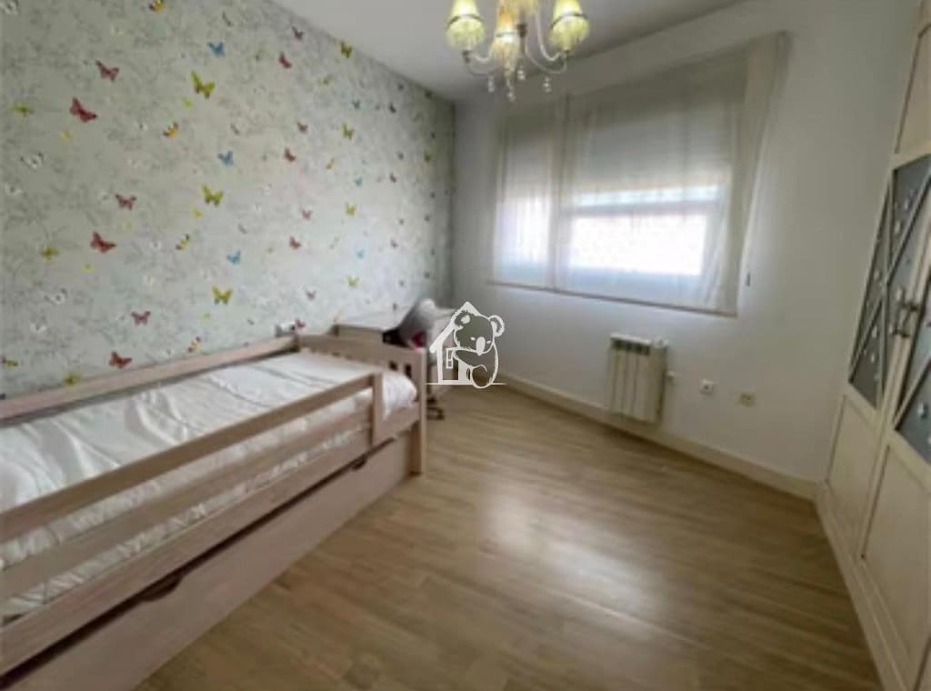 3 bedroom Penthouse for rent in Almoradi with garage - € 900 (Ref: 9511468)