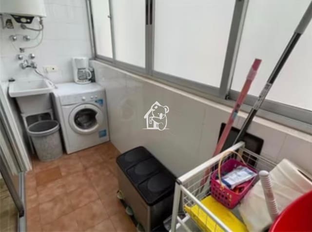 3 bedroom Penthouse for rent in Almoradí with garage - € 900 (Ref: 9511468)