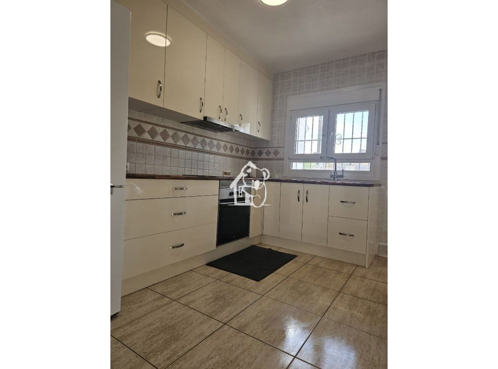 2 soveværelse Byhus til leje i Villamartin med swimmingpool - € 1.100 (Ref: 9525918)