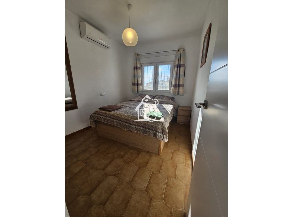 2 soveværelse Byhus til leje i Villamartin med swimmingpool - € 1.100 (Ref: 9525918)