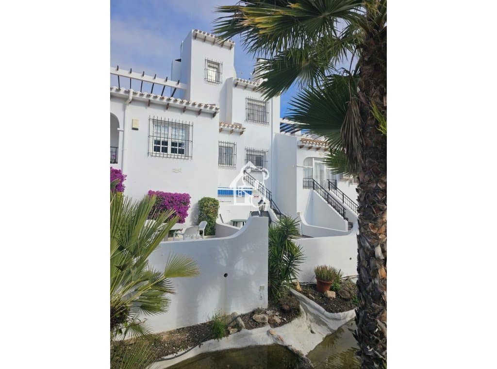 2 soveværelse Byhus til leje i Villamartin med swimmingpool - € 1.100 (Ref: 9525918)