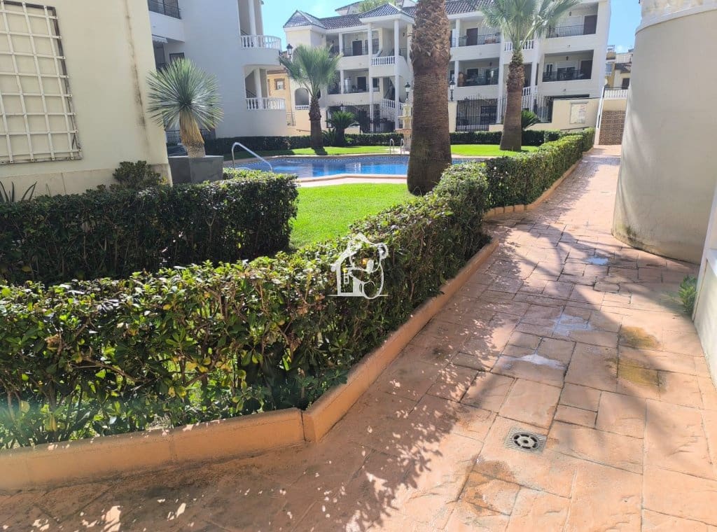 2 makuuhuone Huoneisto vuokrattavana paikassa Jacarilla mukana uima-altaan - 700 € (Ref: 9525919)