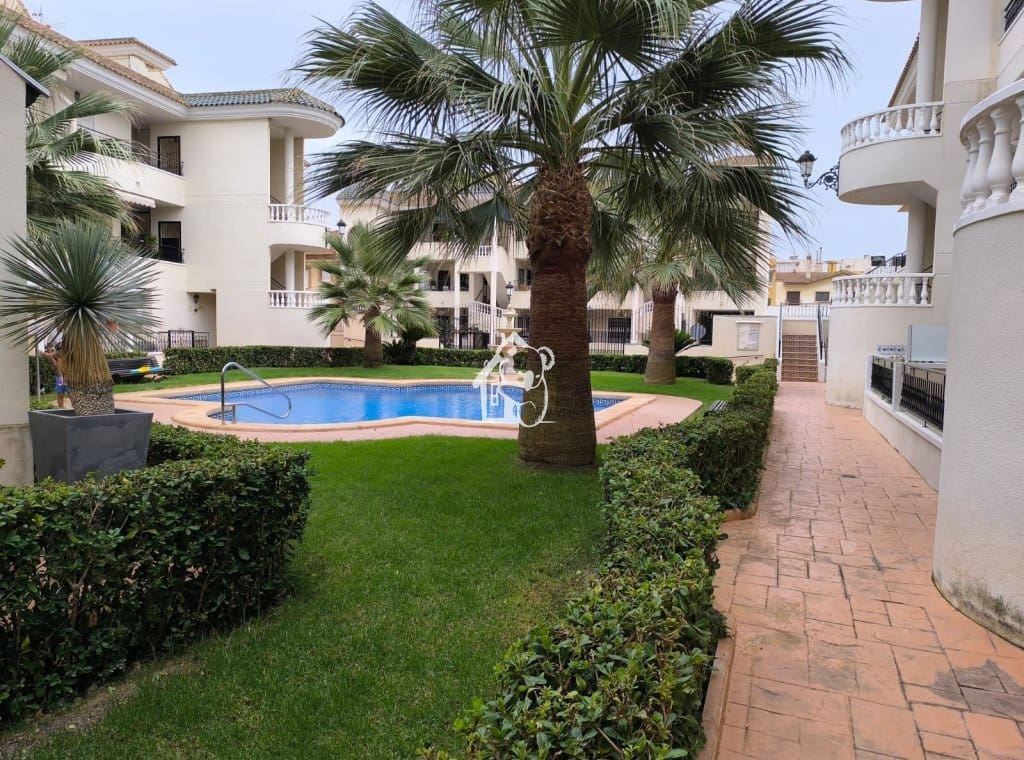 2 makuuhuone Huoneisto vuokrattavana paikassa Jacarilla mukana uima-altaan - 700 € (Ref: 9525919)