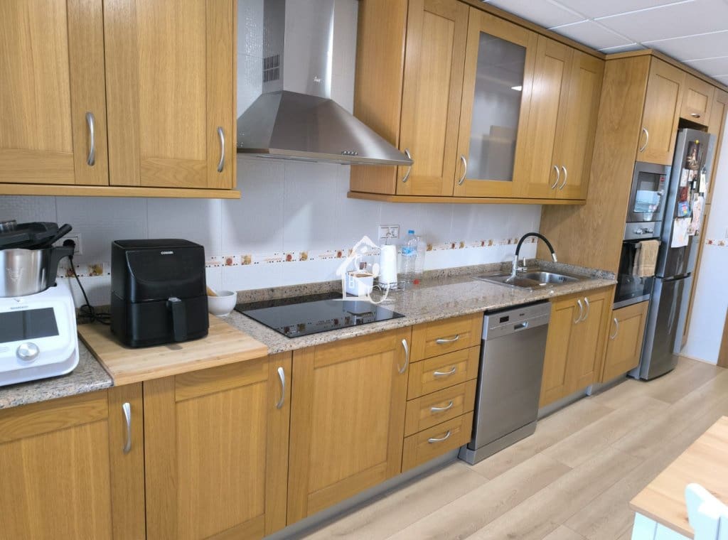 3 makuuhuone Huoneisto vuokrattavana paikassa Jacarilla mukana uima-altaan - 800 € (Ref: 9525920)