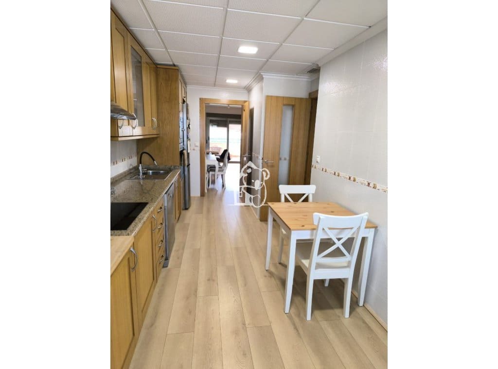 3 makuuhuone Huoneisto vuokrattavana paikassa Jacarilla mukana uima-altaan - 800 € (Ref: 9525920)