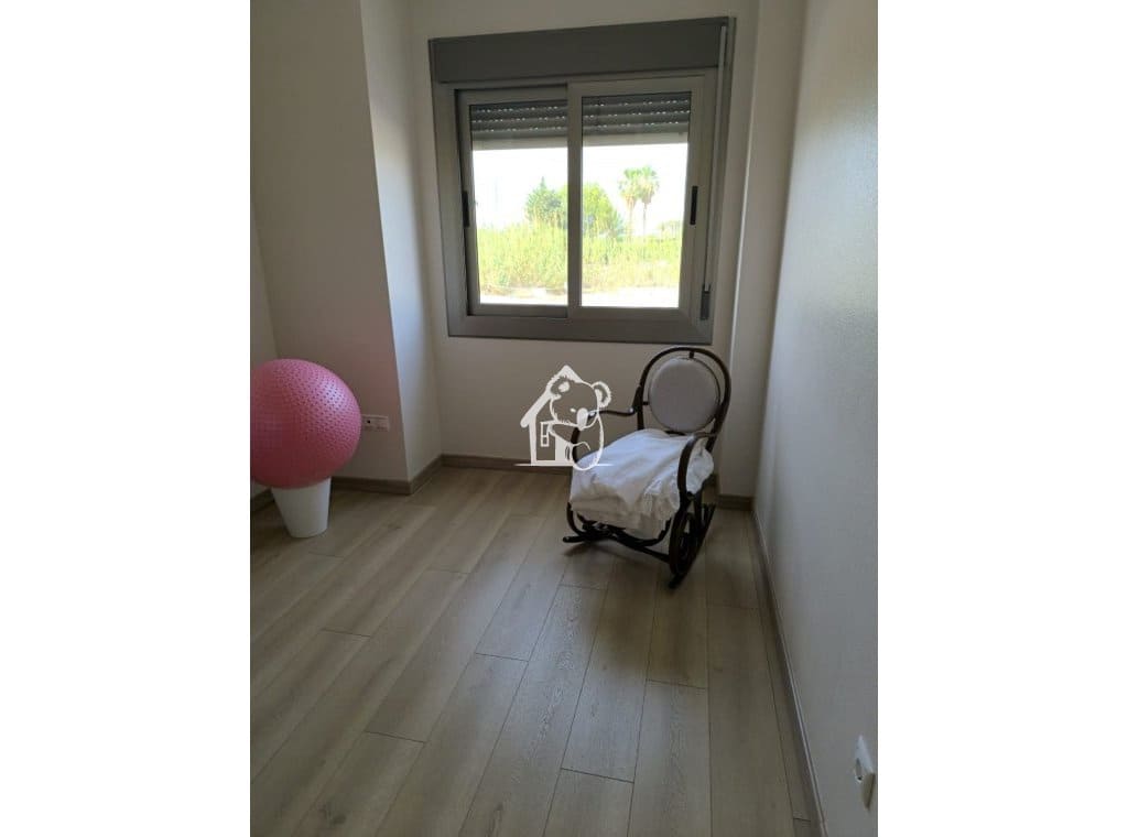 3 makuuhuone Huoneisto vuokrattavana paikassa Jacarilla mukana uima-altaan - 800 € (Ref: 9525920)