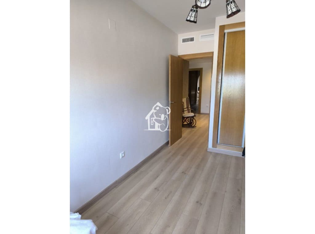 3 makuuhuone Huoneisto vuokrattavana paikassa Jacarilla mukana uima-altaan - 800 € (Ref: 9525920)